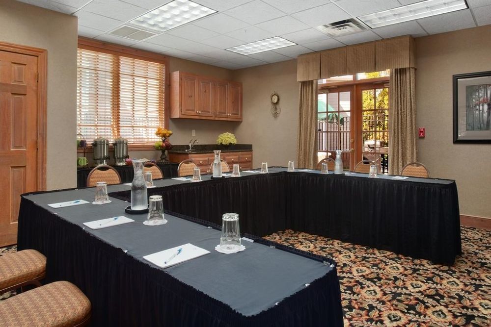 Homewood Suites By Hilton Indianapolis At The Crossing Negocio foto